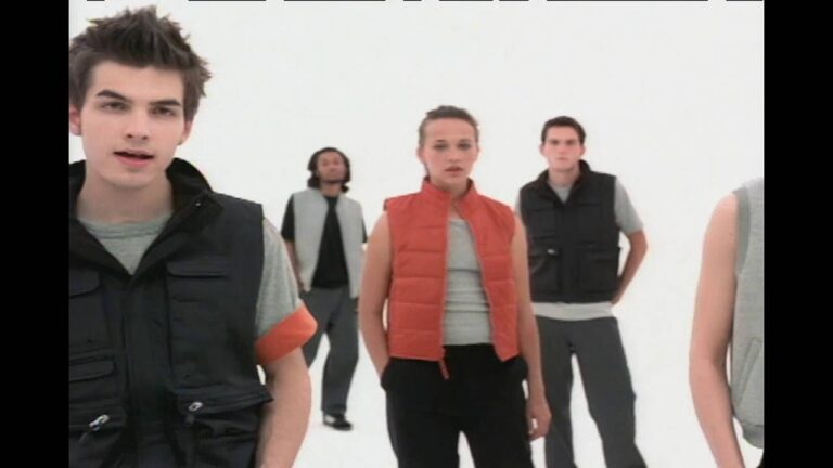 GAP – EVERYBODY IN VESTS (1999)