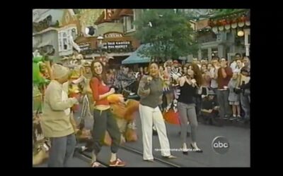 2003 WALT DISNEY WORLD CHRISTMAS DAY PARADE – DISNEY CHANNEL CIRCLE OF STARS (CIRCLE OF LIFE SONG)