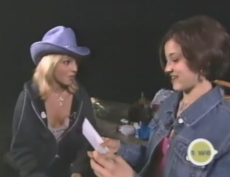 BRITNEY SPEARS’ ICONIC TRL PICNIC WITH A FAN (2001)