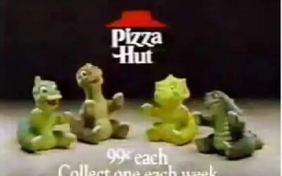 90’S PIZZA HUT – THE LAND BEFORE TIME HAND PUPPET TOY COMMERCIAL