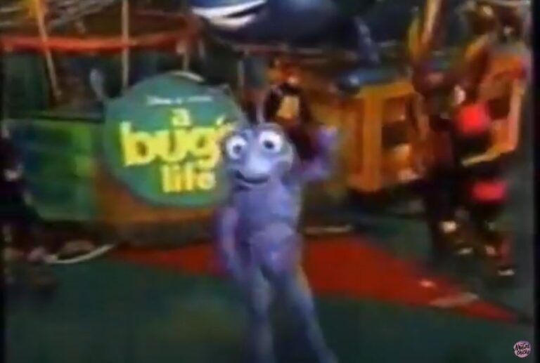 1998 THANKSGIVING PARADE – A BUGS LIFE FLOAT