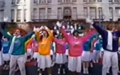 1994 THANKSGIVING PARADE AMERICA SINGS PERFORMANCE