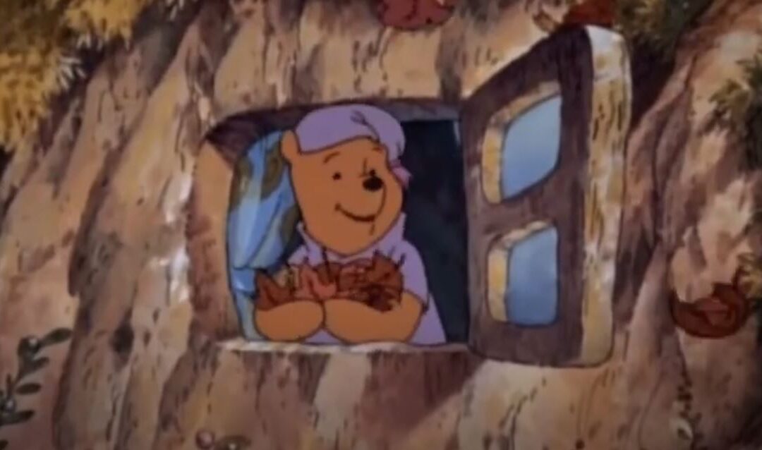 90’S WINNIE THE POOH’S GRAND ADVENTURE – FIRST DAY OF AUTUMN SCENE