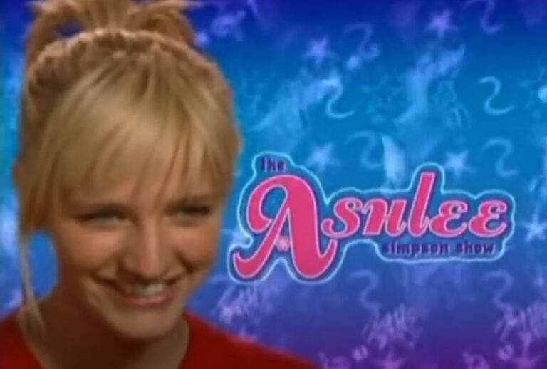 2003 THE ASHLEE SIMPSON SHOW OPENING THEME